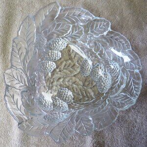 Indiana Glass Loganberry Clear Glass Bowl.  Vintage 1920s / 1930s - Very Pretty!